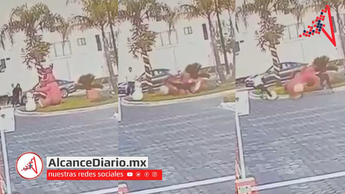 Atancan inflables navideños Lomas de Angelópolis