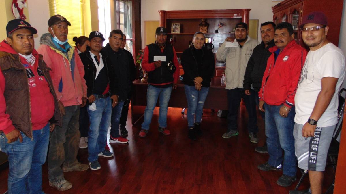 Cañada Morelos entrega de cheques