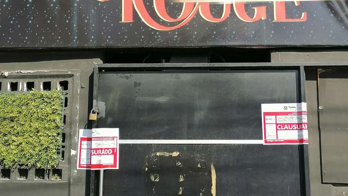 Clausuran Bar Mouline Rouge
