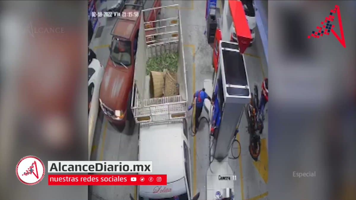 huye de gasolinera en Tecamachalco