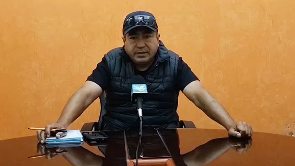 Armando Linares