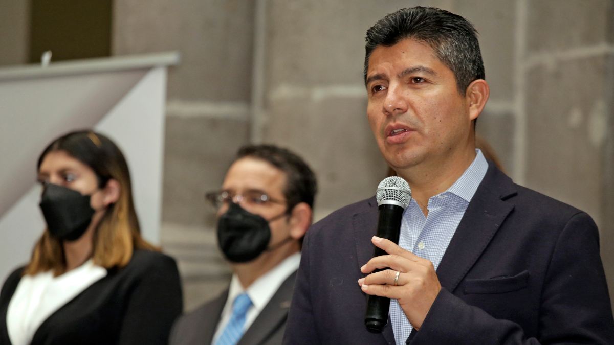 Bajan contagios de Covid en el Ayuntamiento de Puebla