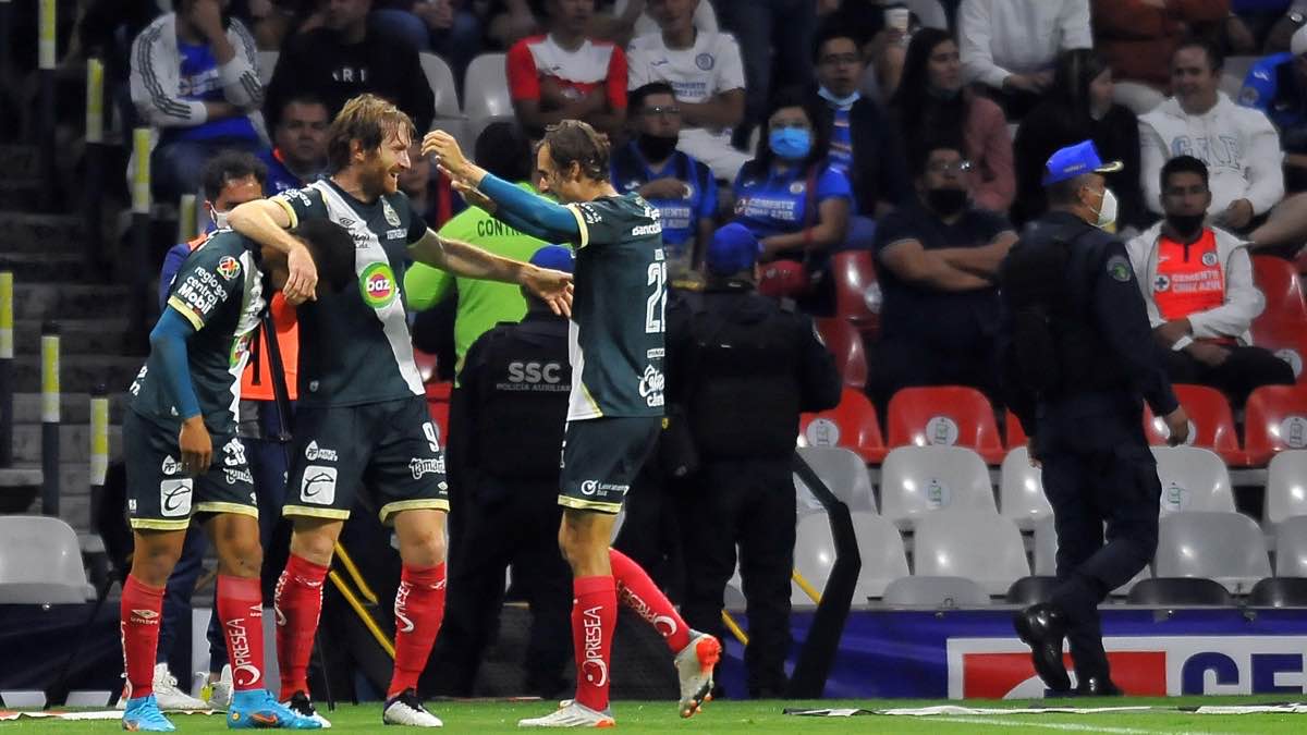 Club Puebla contra Cruz Azul