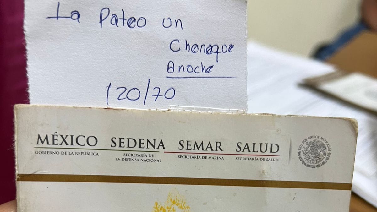 La pateo un chaneque