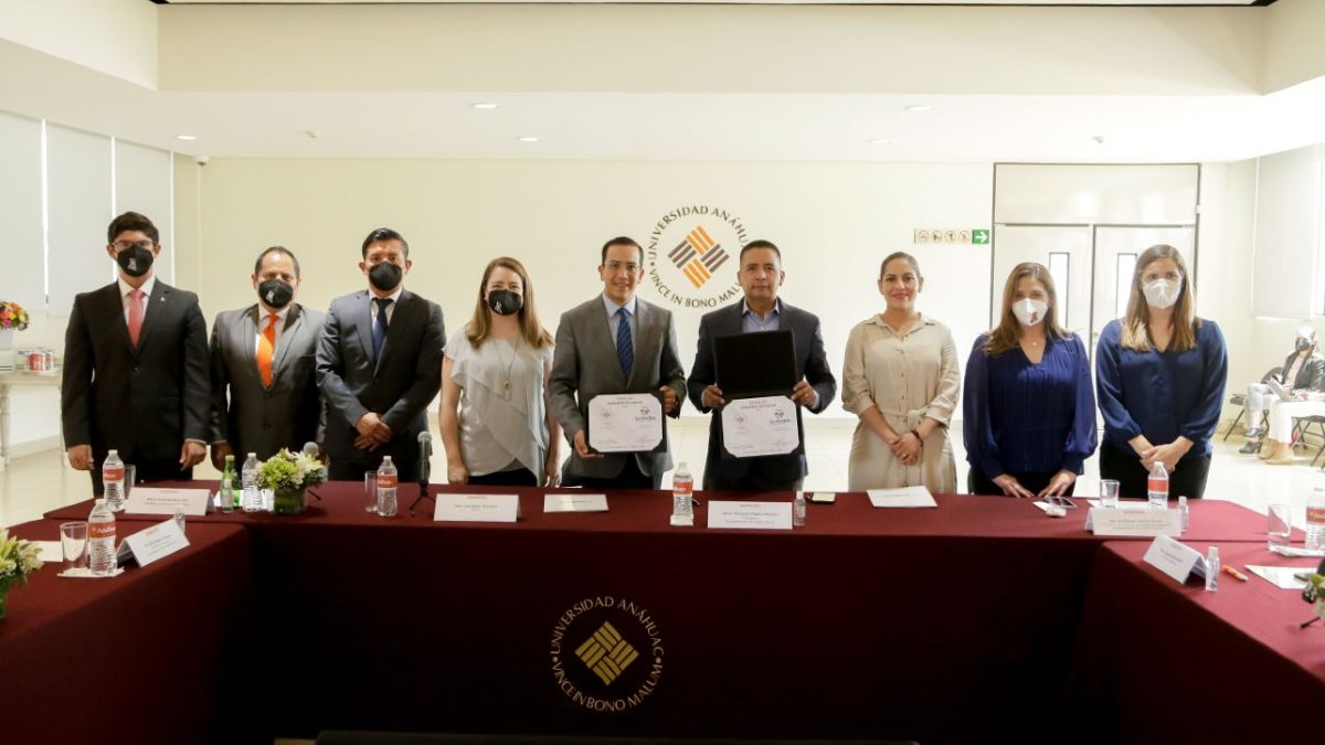 firma de san andres con universidad anahuac e ibero