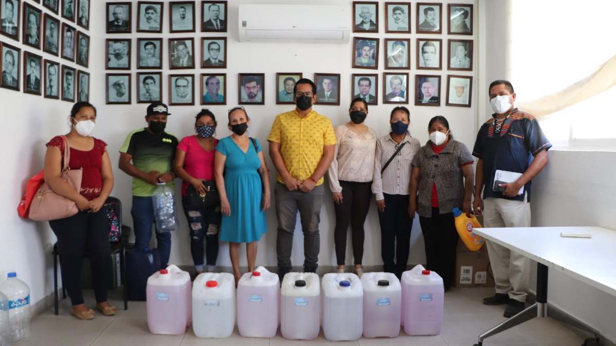 izucar gel antibacterial contra covid