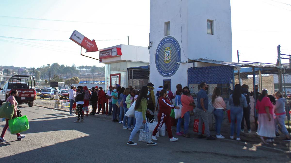 manifestacion afuera de san miguel