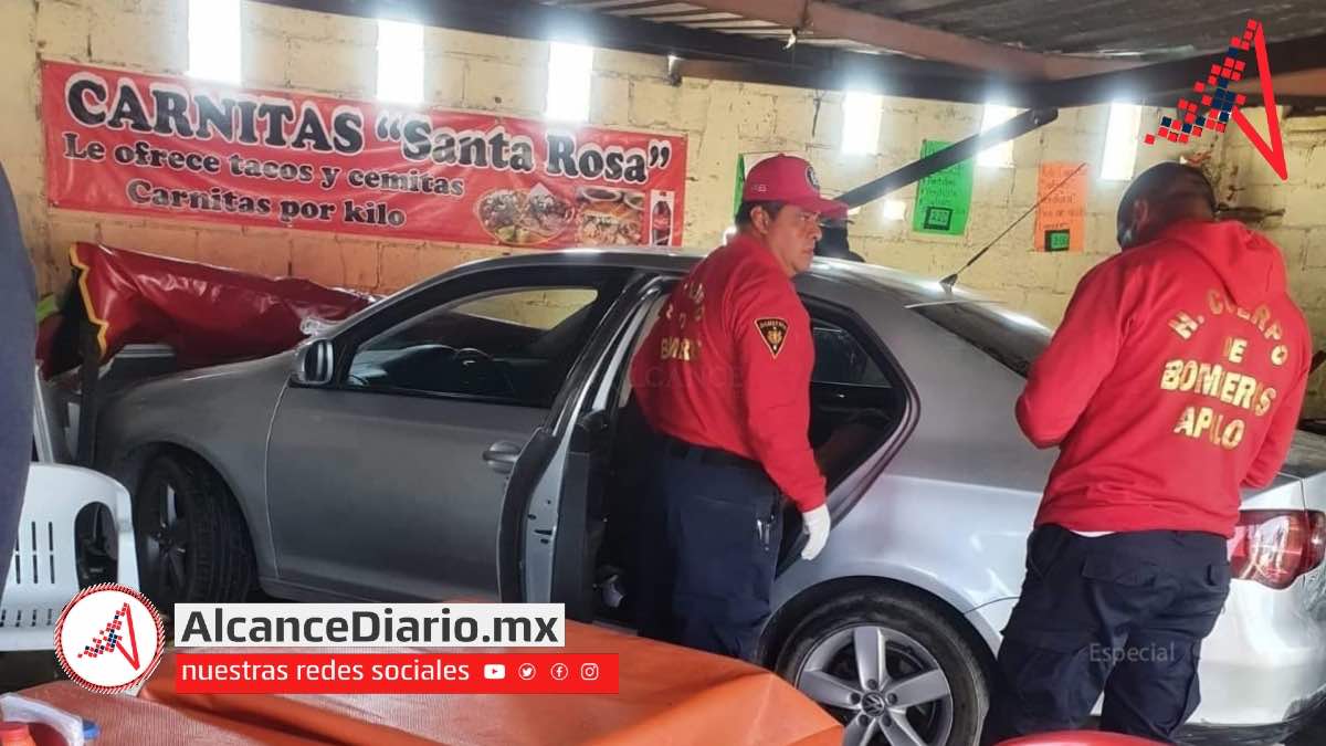Choque contra puesto de tacos