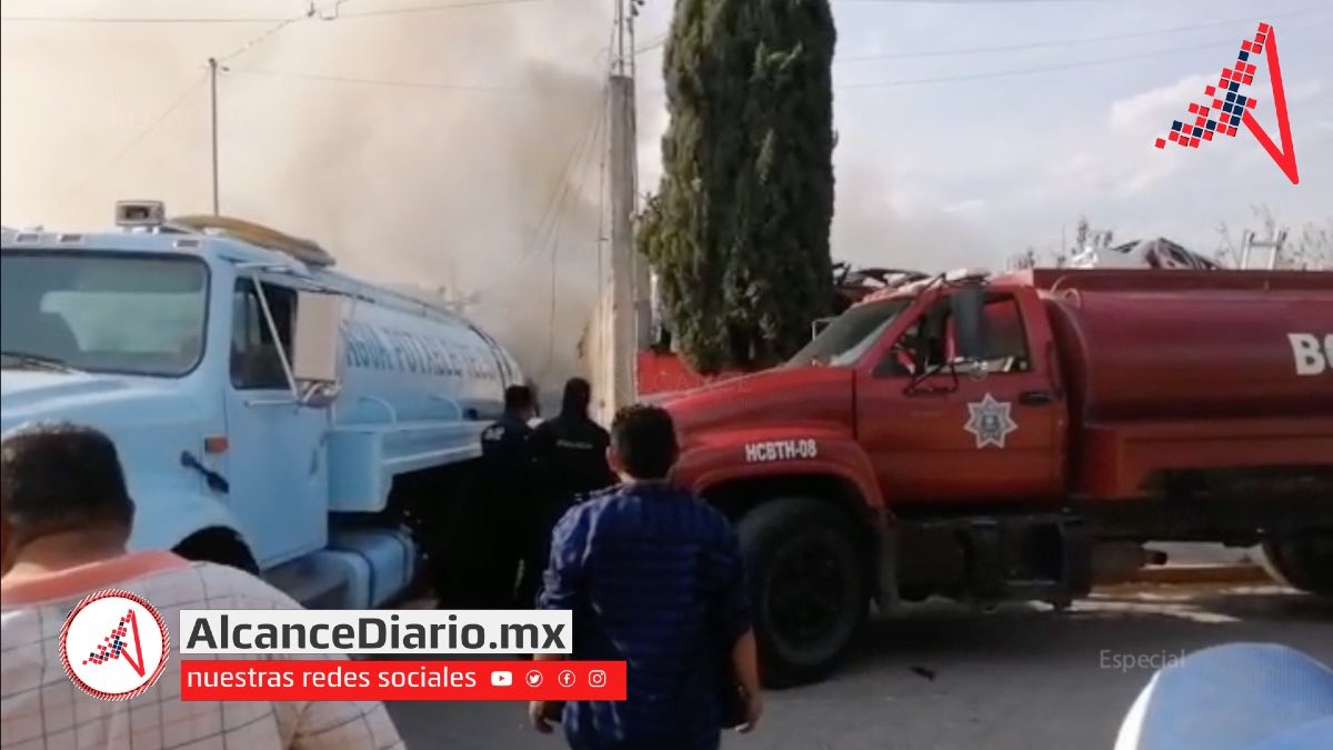 Corralón incendiado