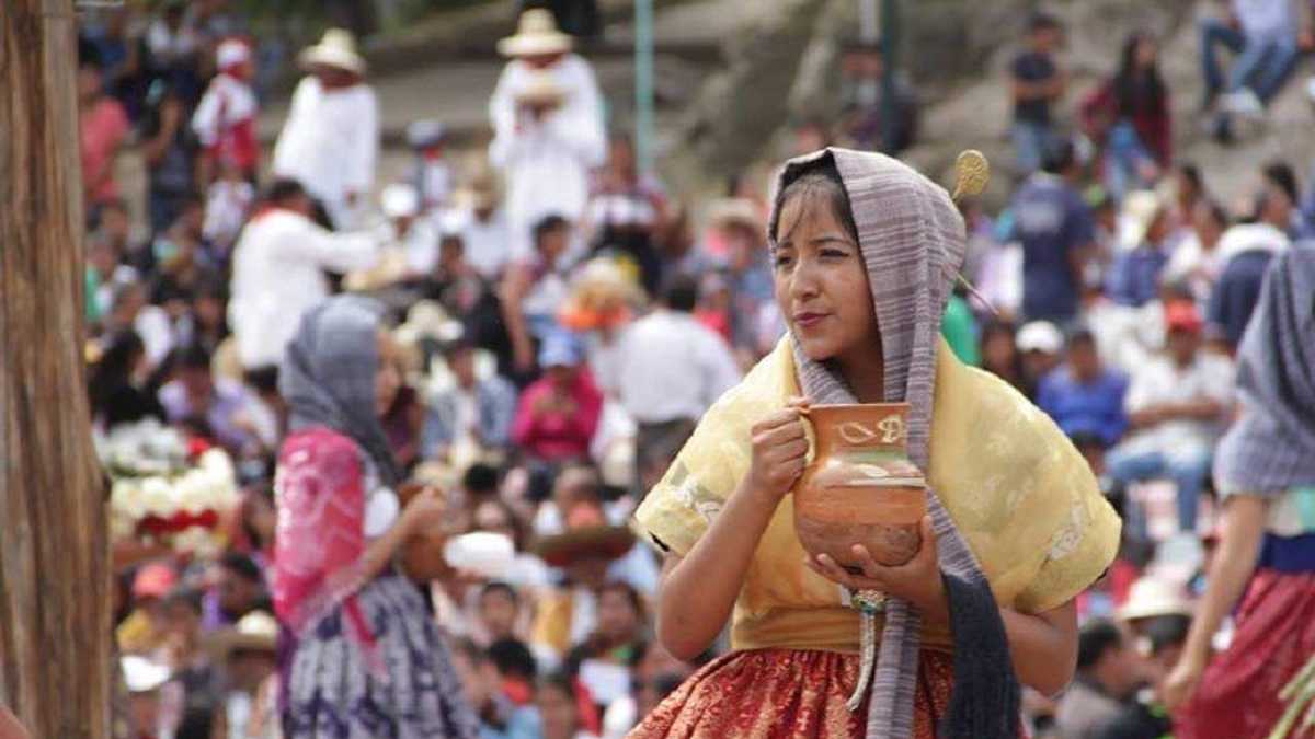 Celebración de la Santa Cruz en Huaquechula