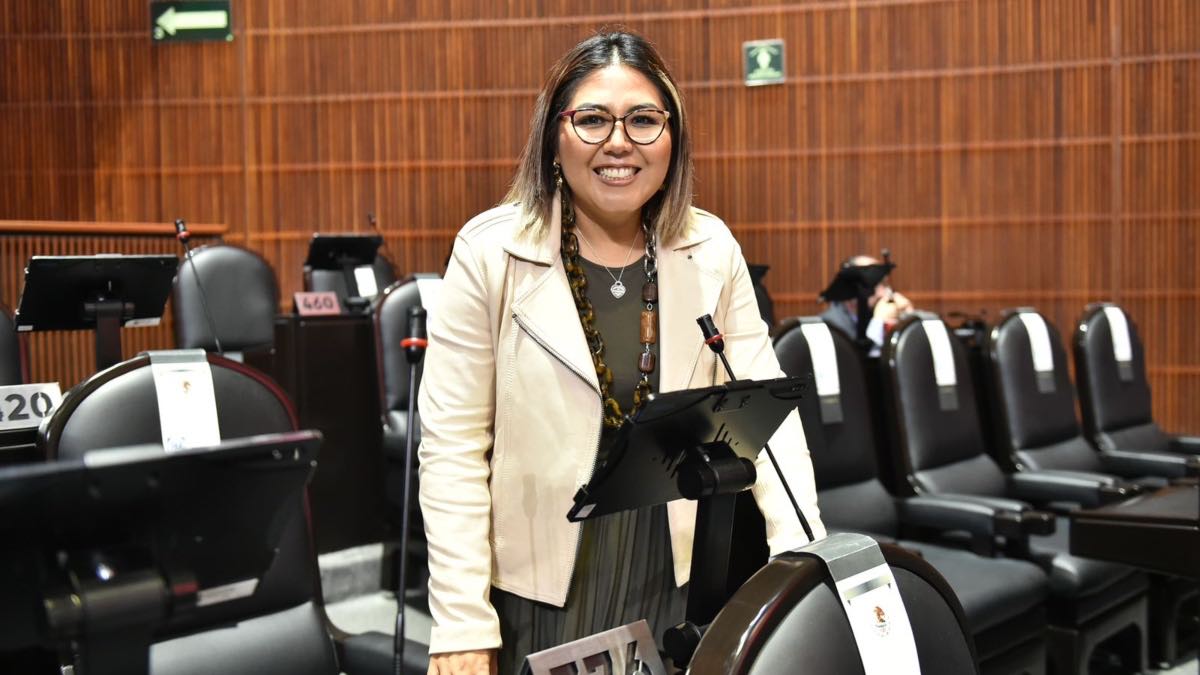 LA ESCUELA ES NUESTRA- Genoveva Huerta
