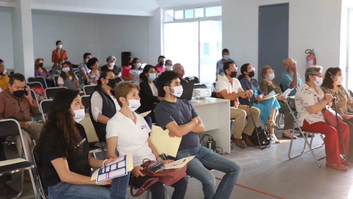 Taller de cuidados de Parkinson del SMDIF