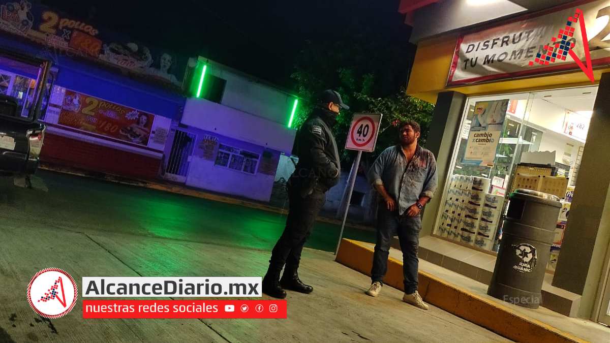 abandonado por sus amigos en Tehuacán