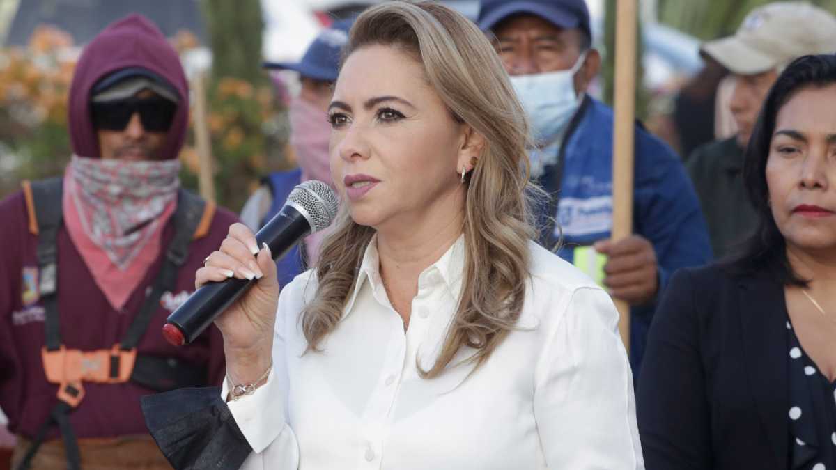 Alcaldesa Paola Angon