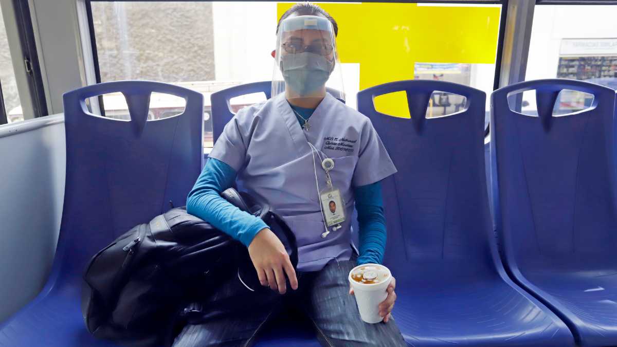 Metrobús trabajadores de la salud