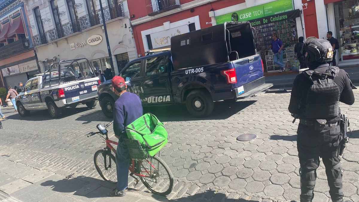 Ambulantes agreden a personal del Ayuntamiento de Puebla