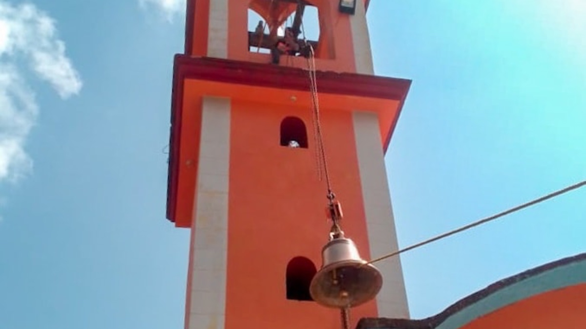 Campana en Huitzilan de Serdán