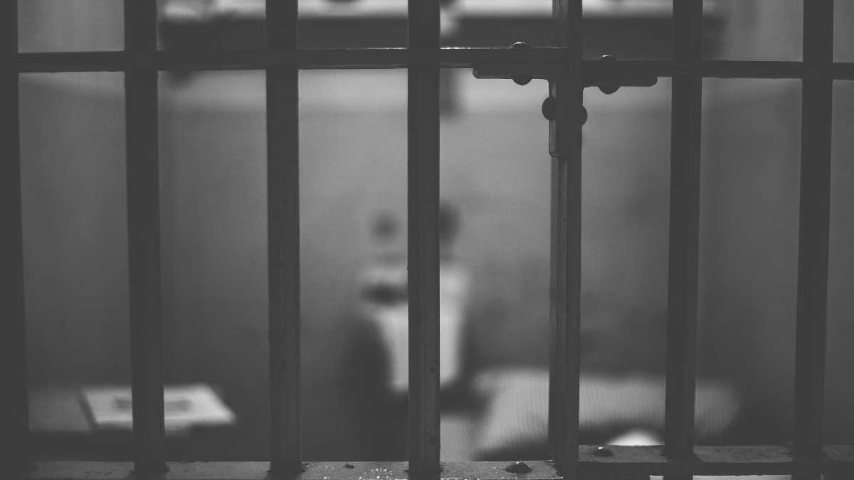 Detenido en la cárcel