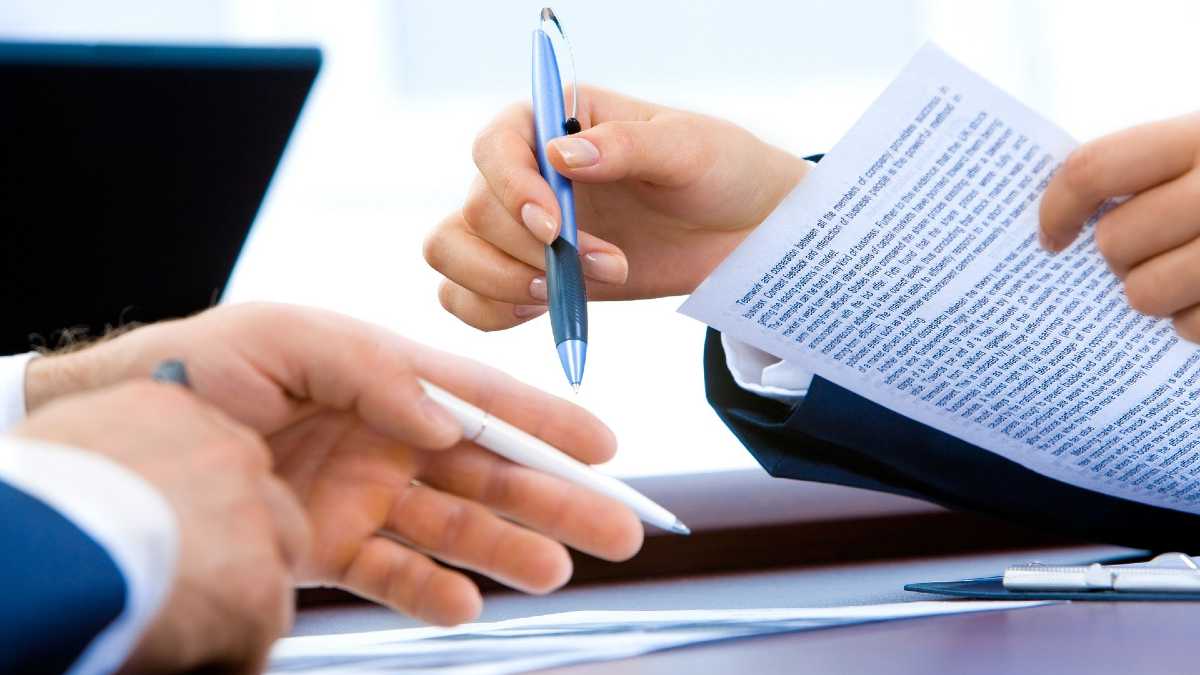Firma de documentos y trámites