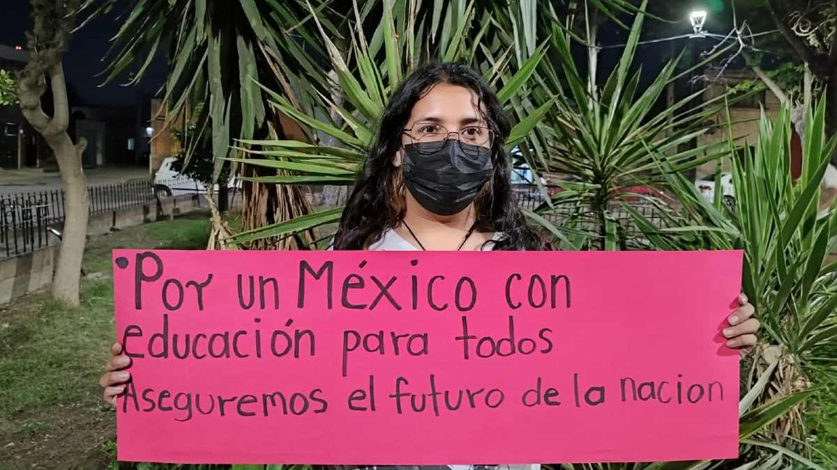 México está en una crisis educativa