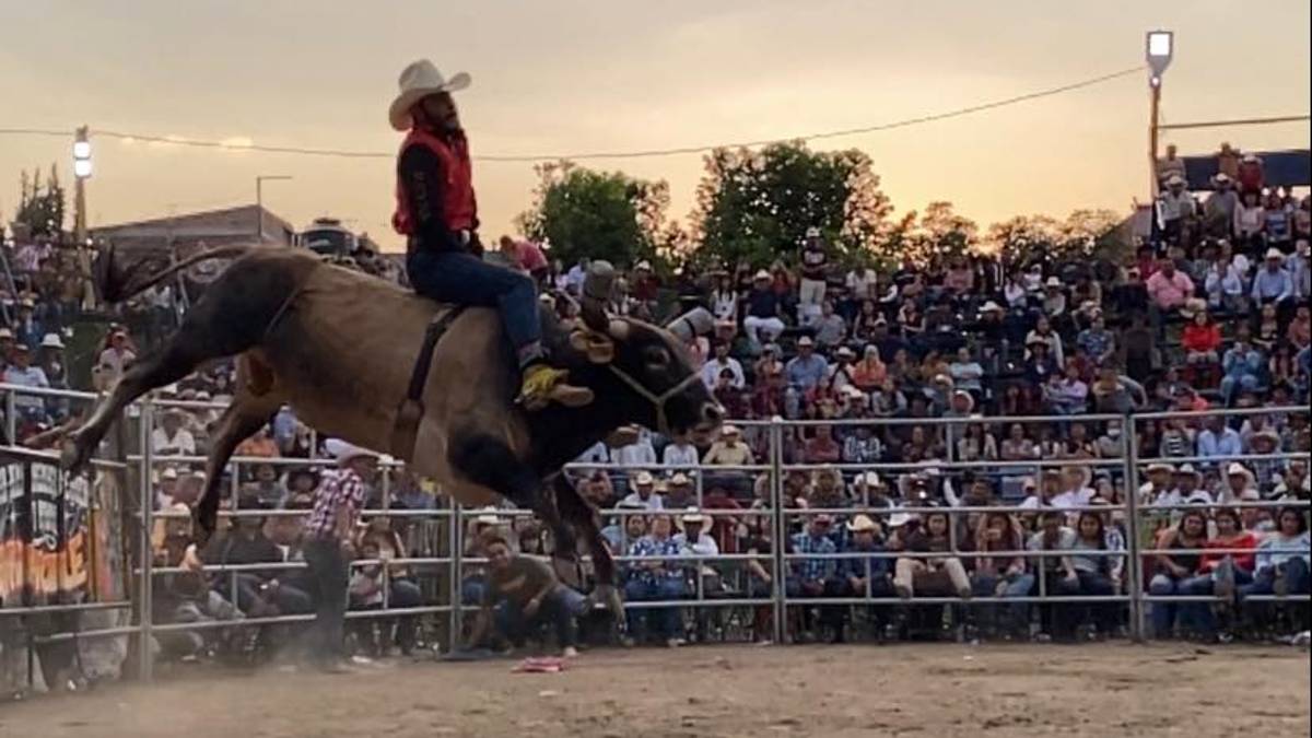 jaripeo huaquechula