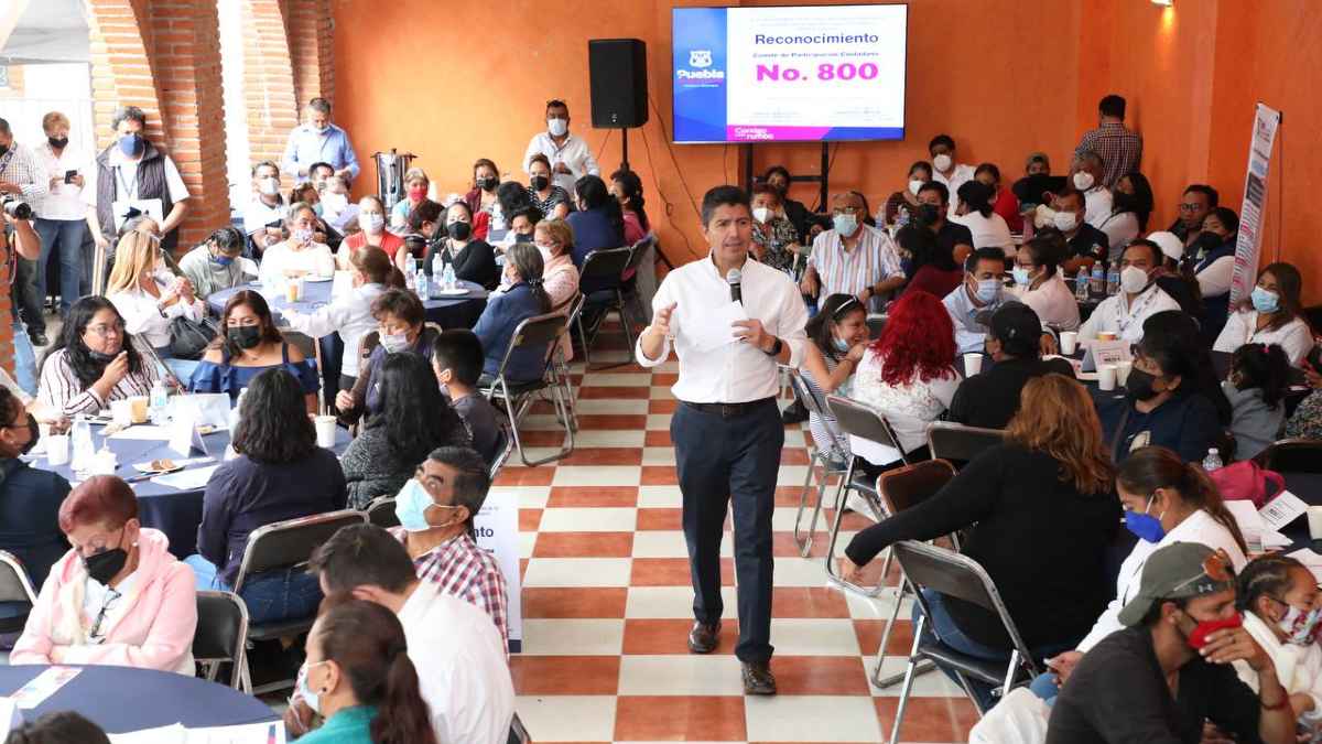 Lalo Rivera y Comités vecinales