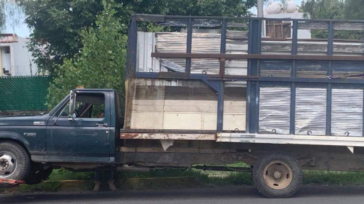 Camioneta de Huachicol en Xonacatepec