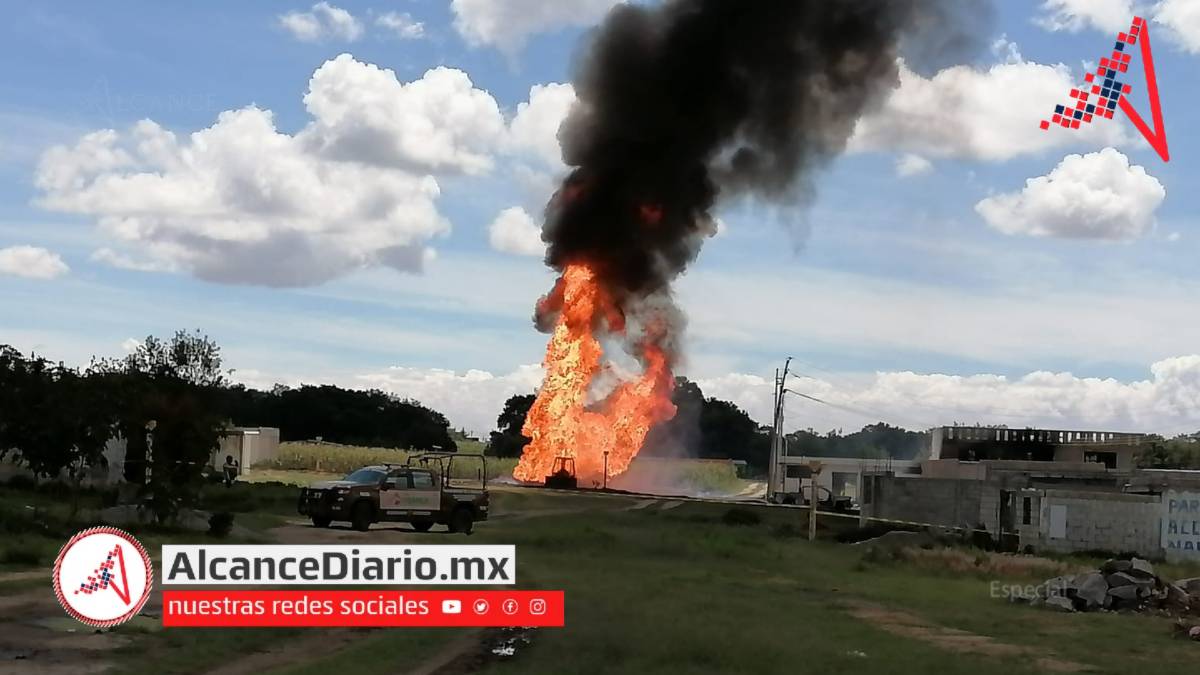 Explosión ducto gas LP Amozoc