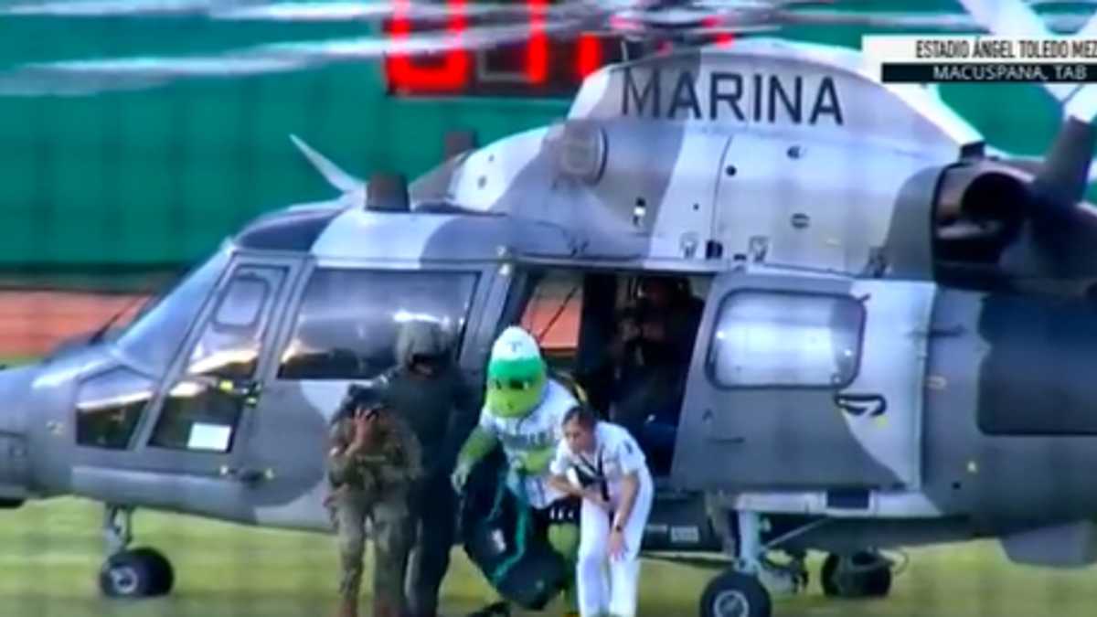 Helicóptero en partido