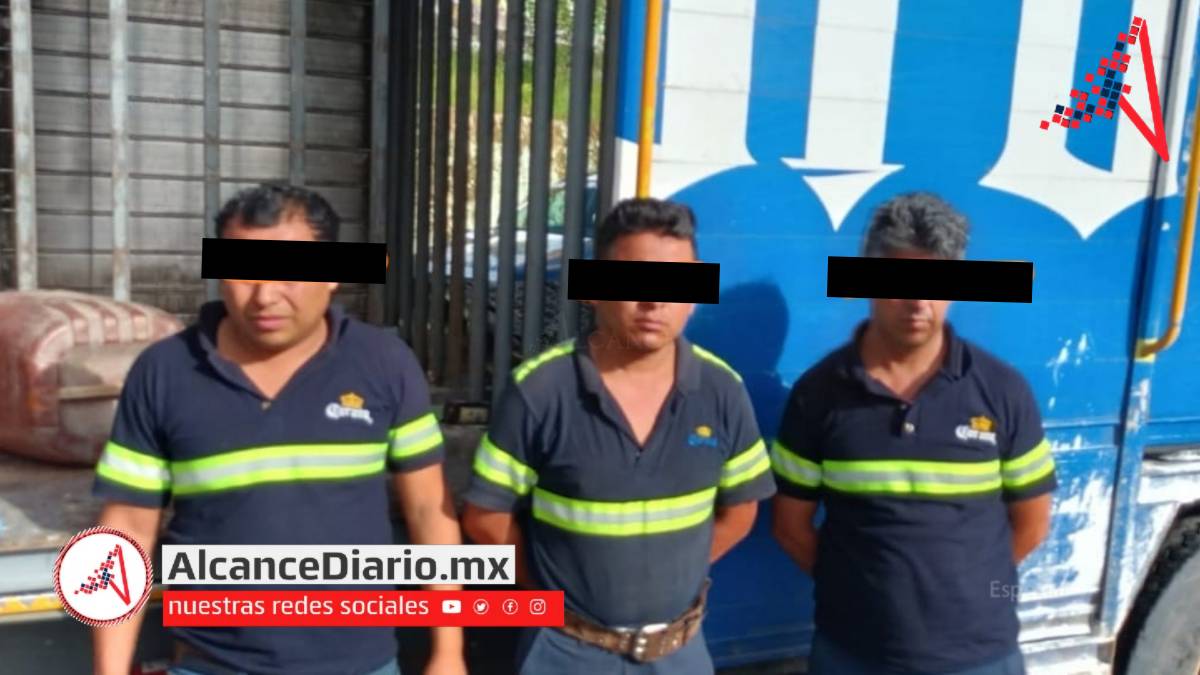 Choferes secuestrados en Tlacotepec