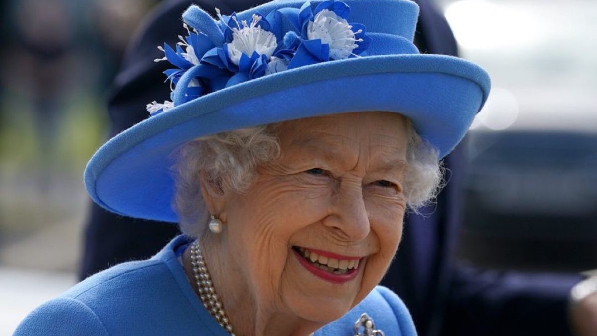 Reina Isabel II