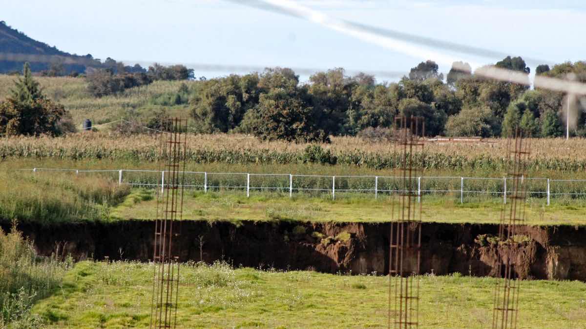 Socavón en Juan C. Bonilla