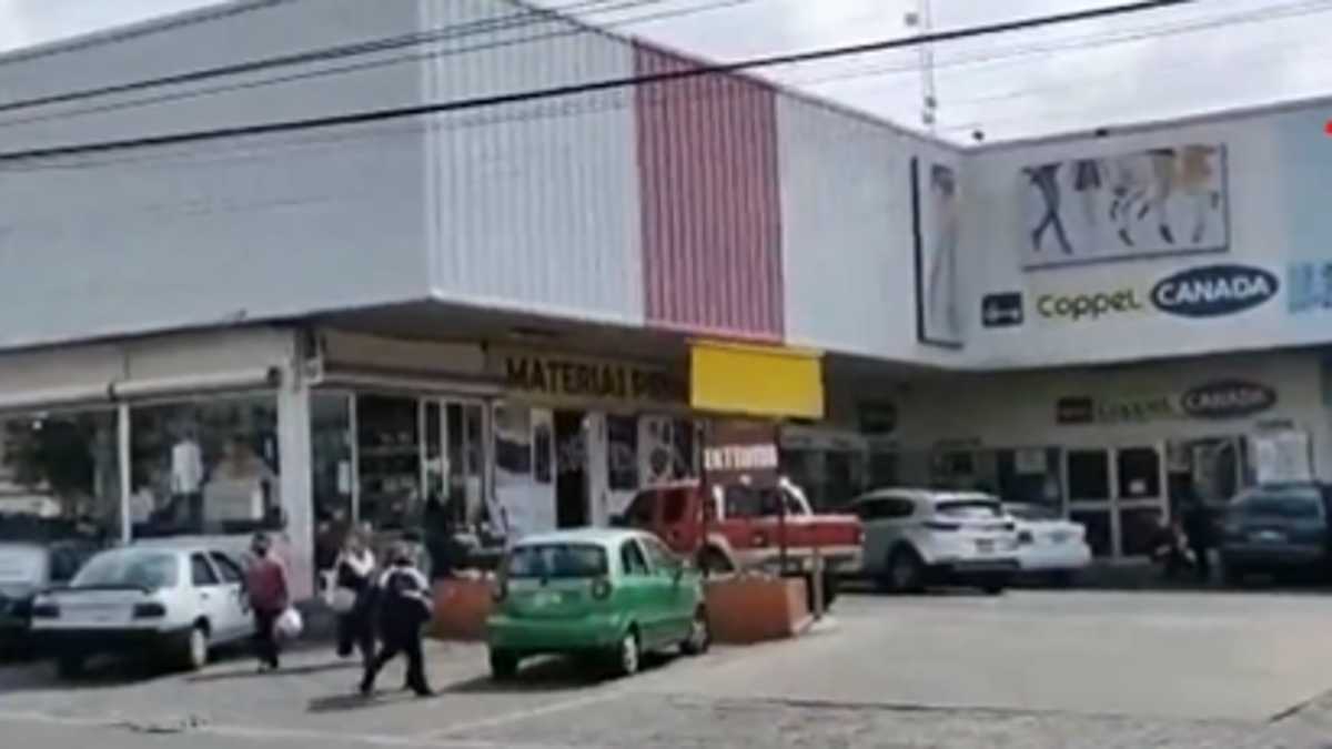 Asalto a Coppel en Reforma Sur