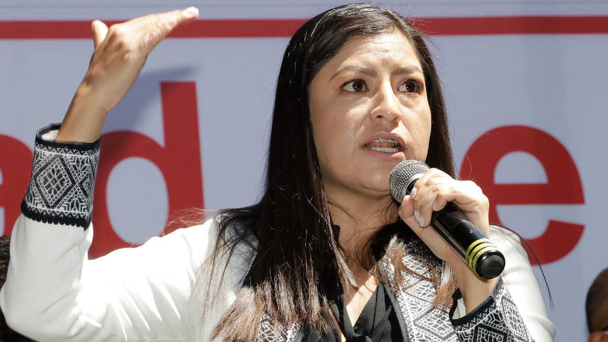 La exalcaldesa Claudia Rivera