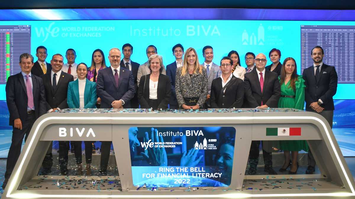UDLAP Ring the Bell for Financial Literacy