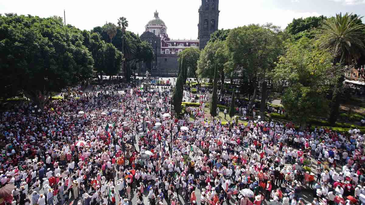 Marcha en defensa del INE