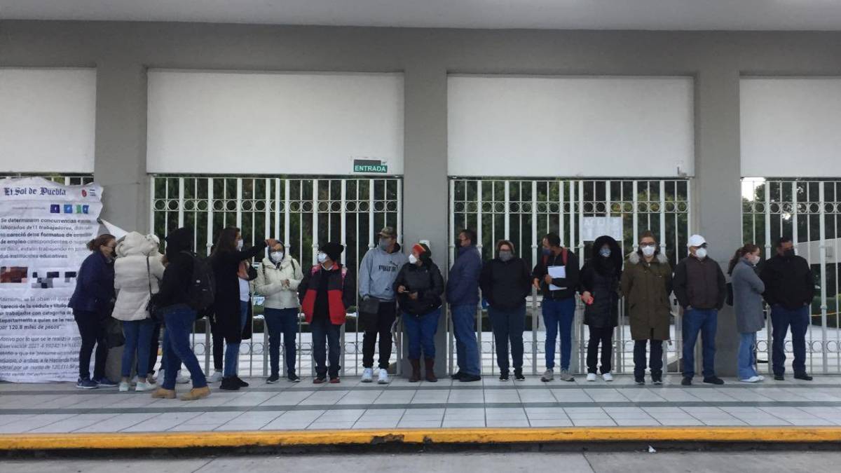 Protesta de alumnos en la UTH piden destitución del rector por irregularidades