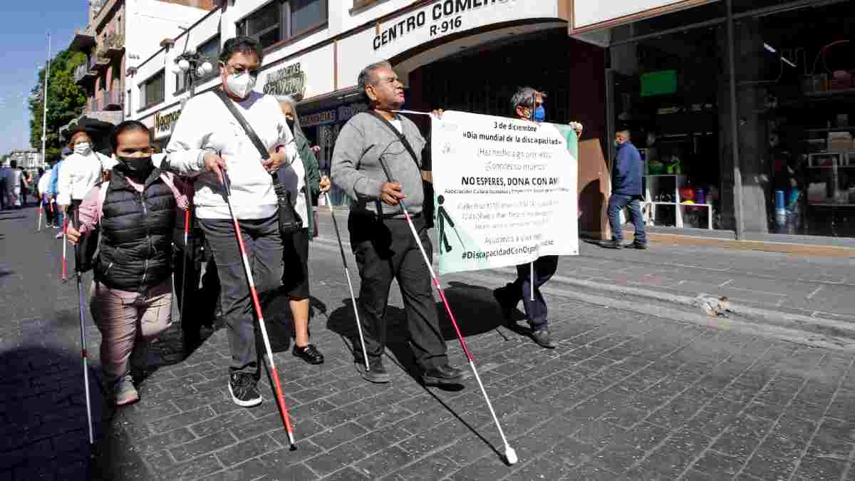 Manifestación de discapacitados visuales