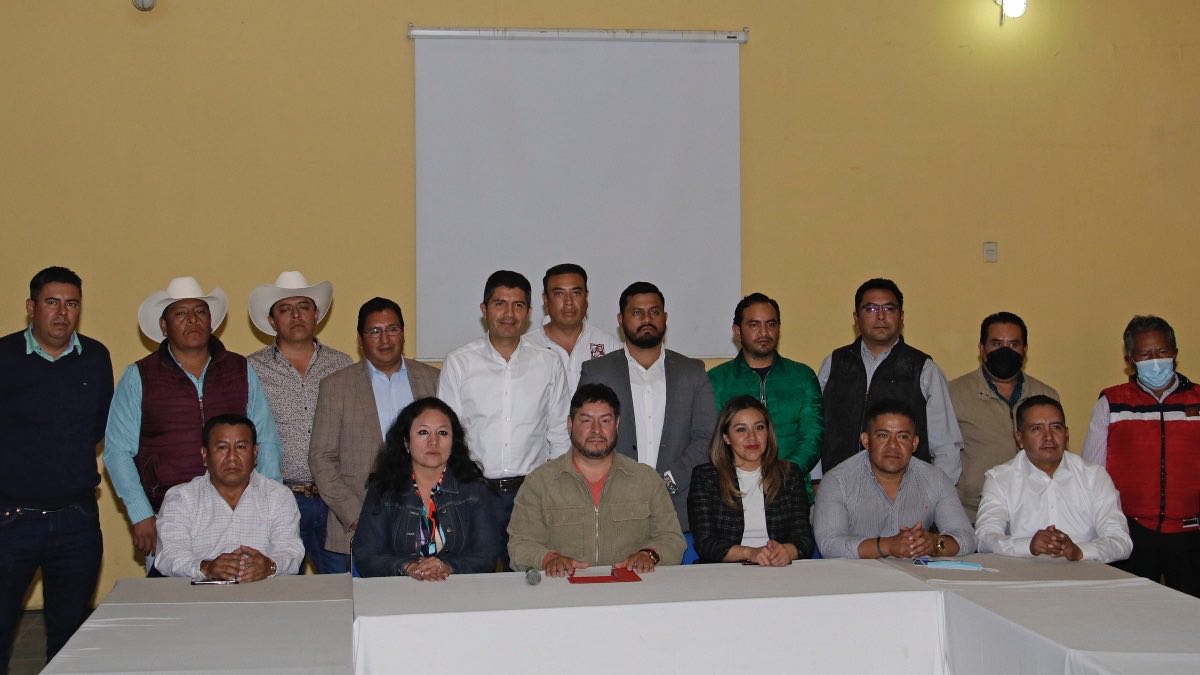 Reunión de alcaldes municipales