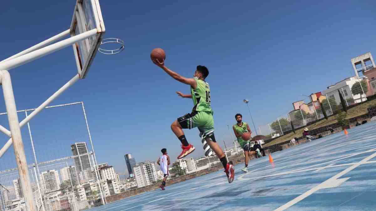 Escuela de Iniciación Deportiva en Baloncesto en Puebla
