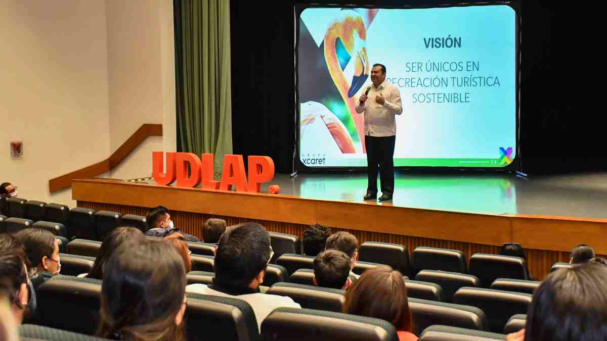 Charla a alumnos UDLAP