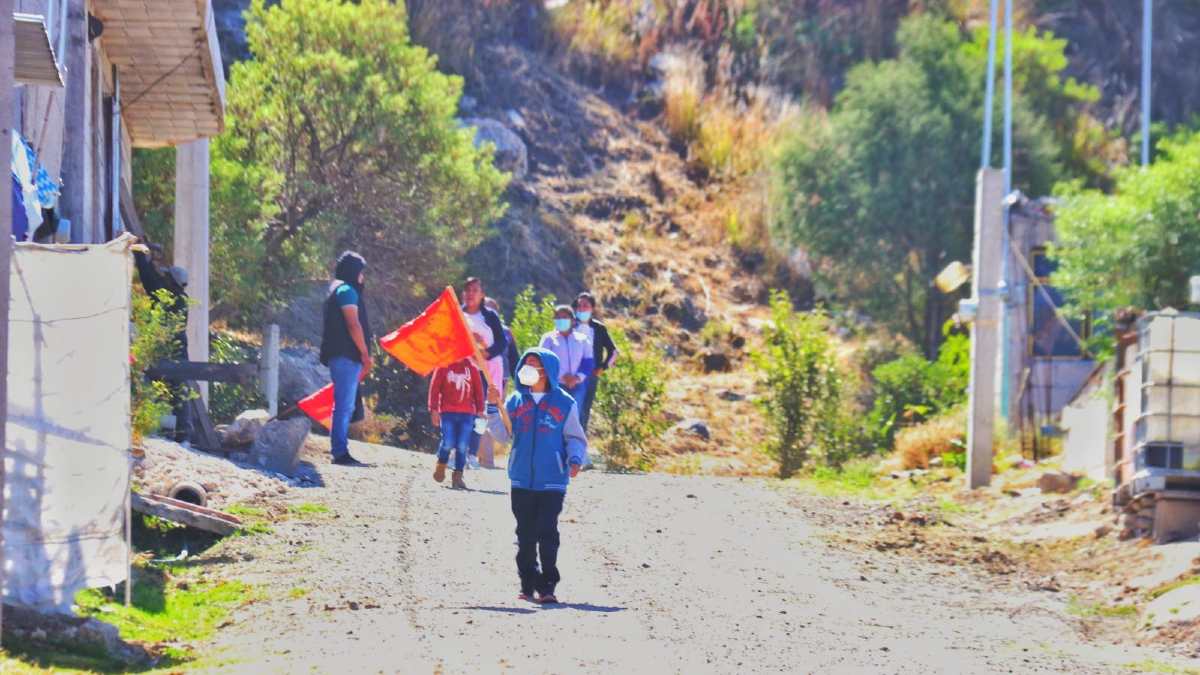 Piden pavimentación en Escritores Puebla