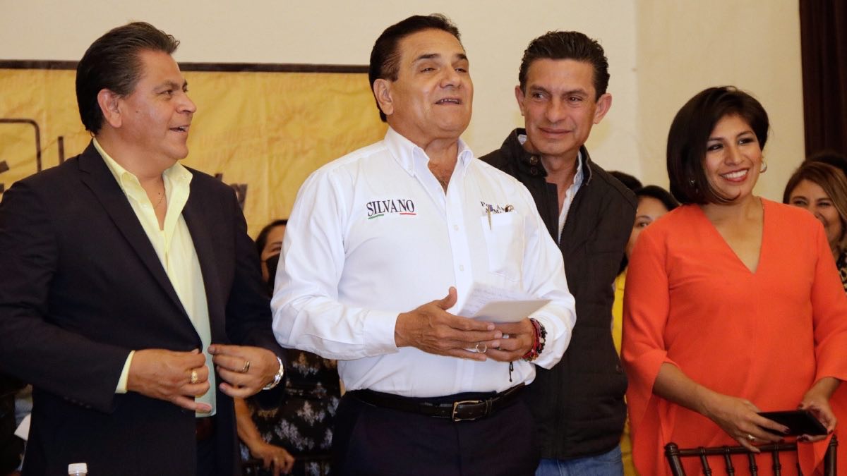 Silvano Aureoles en Puebla