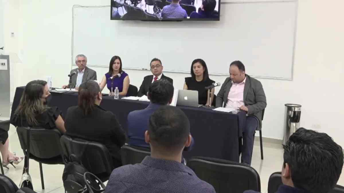 Presentación del libro IEE
