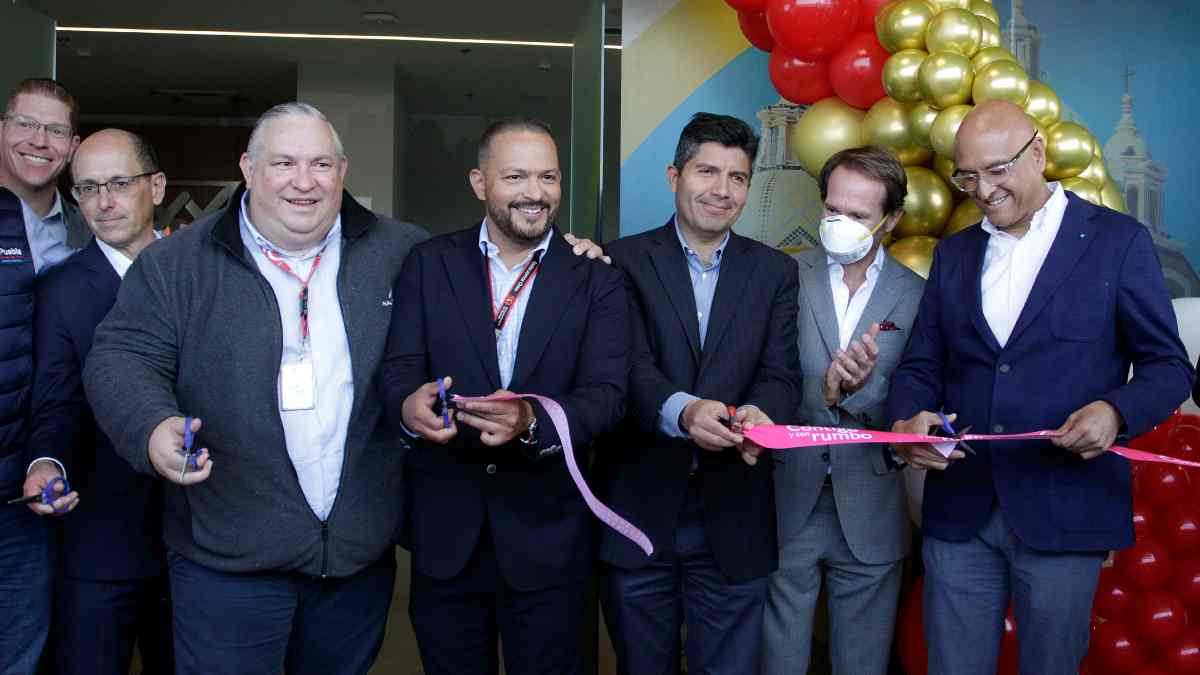 inauguración del CEDIS Oxxo