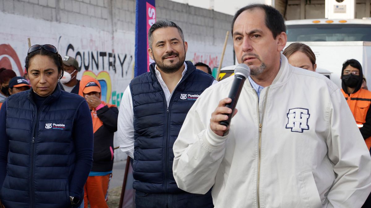 director de Normatividad y Regulación Comercial, Enrique Guevara Montiel