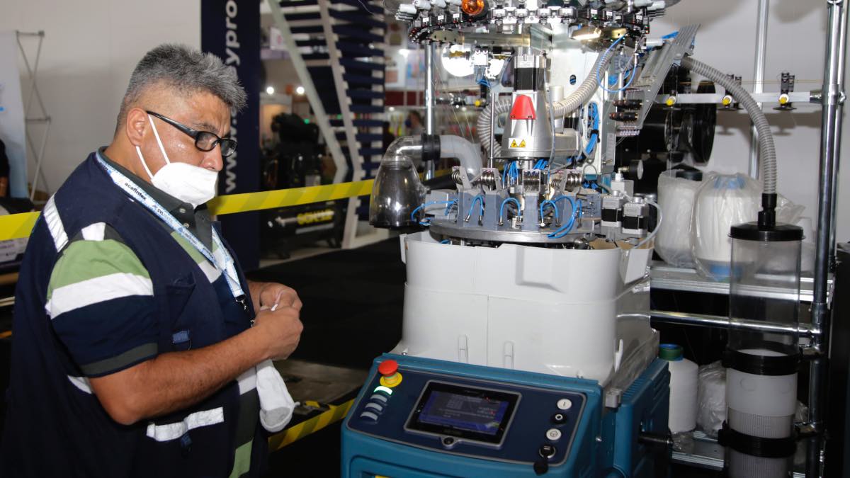 Puebla crece en inversiones y economía de México mejora, dice experto de la UPAEP