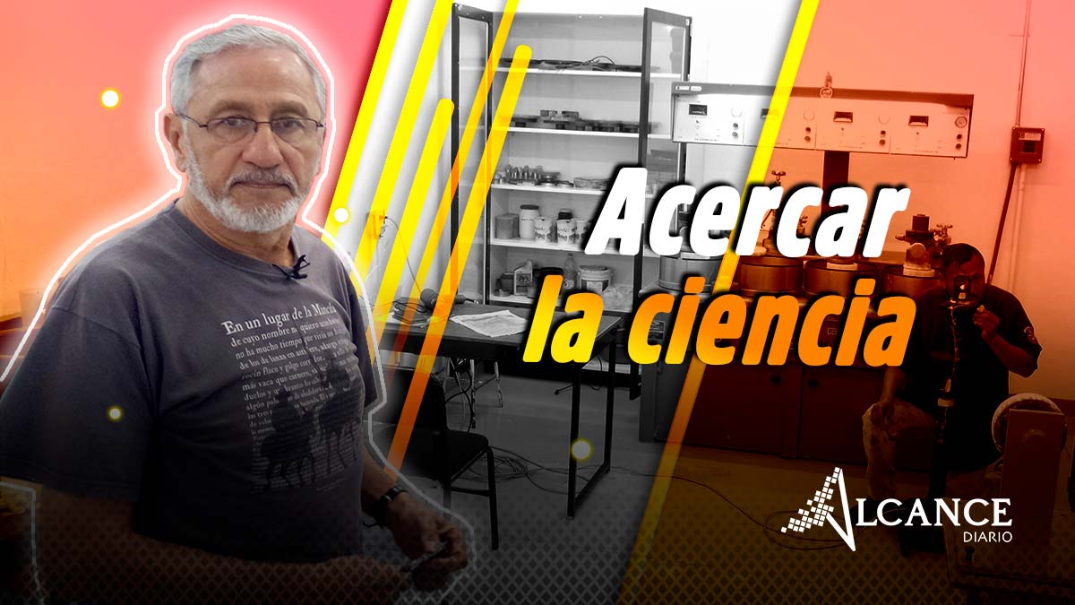 Busca la BUAP dotar a escuelas de microscopios a partir del reciclaje de celulares