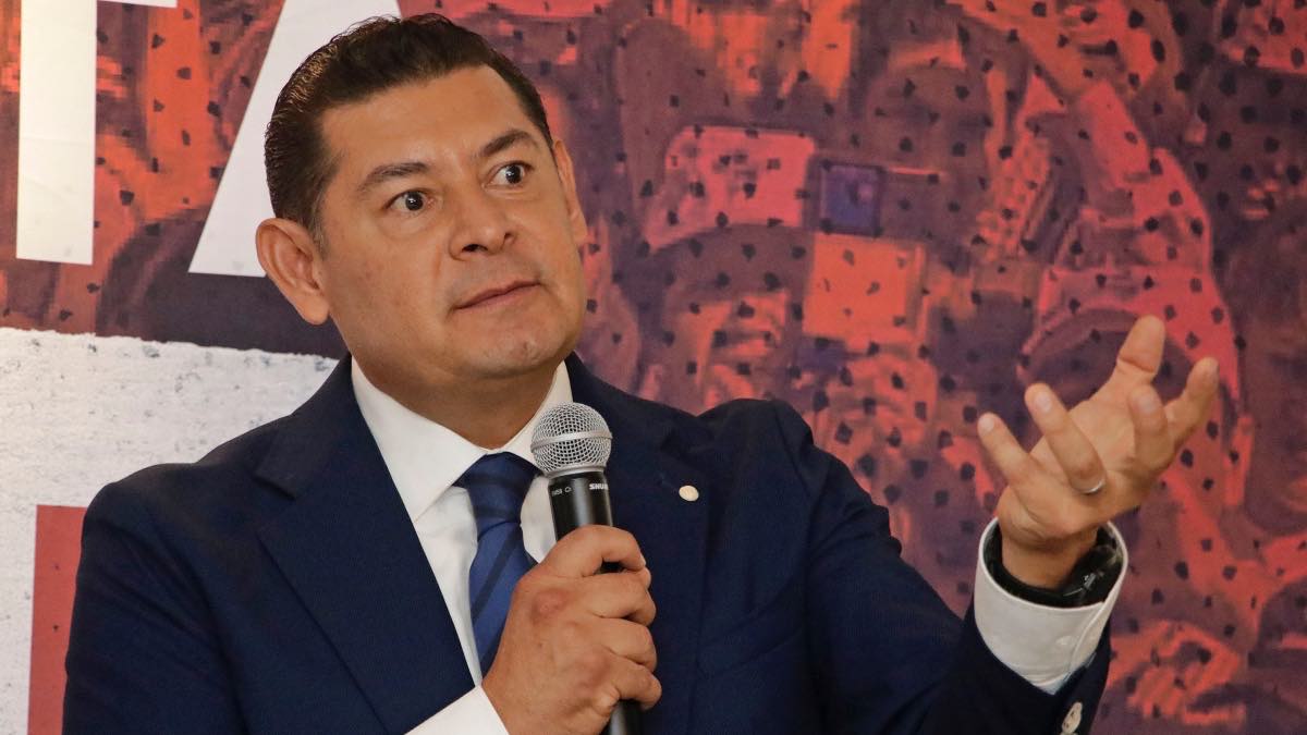 Alejandro Armenta- María Luisa Conde