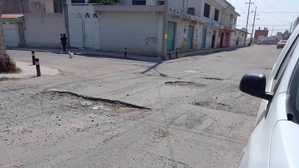 Baches en la 2 de Marzo